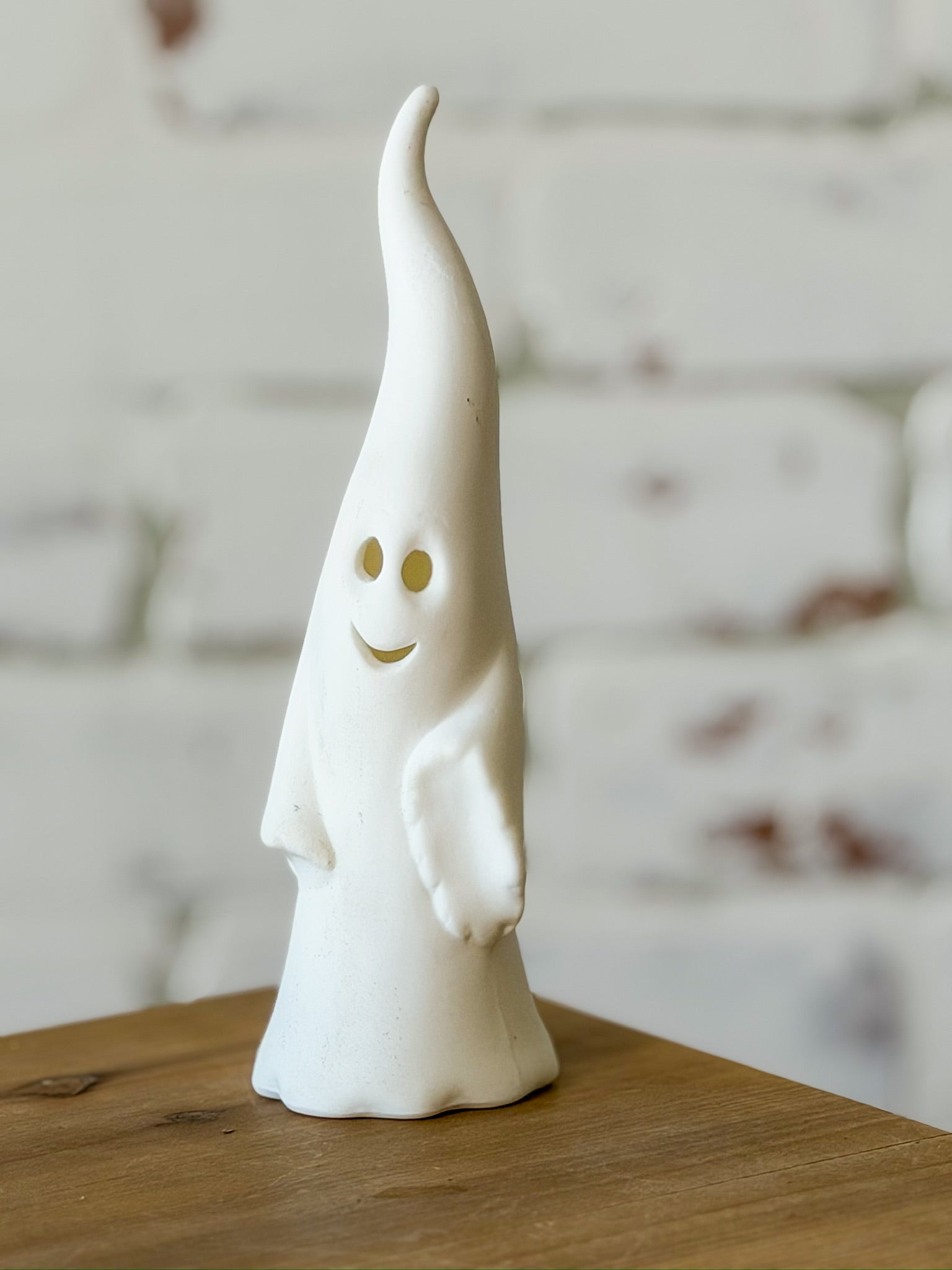 7" Ceramic Led Ghost