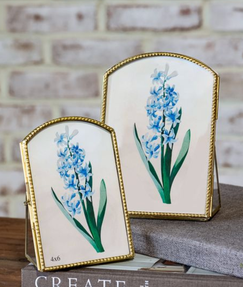 Arched Gold Frame