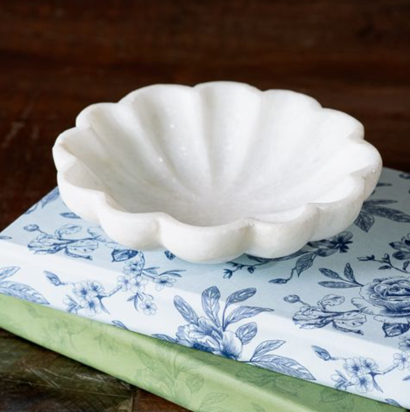 White Marble Scallop Bowl