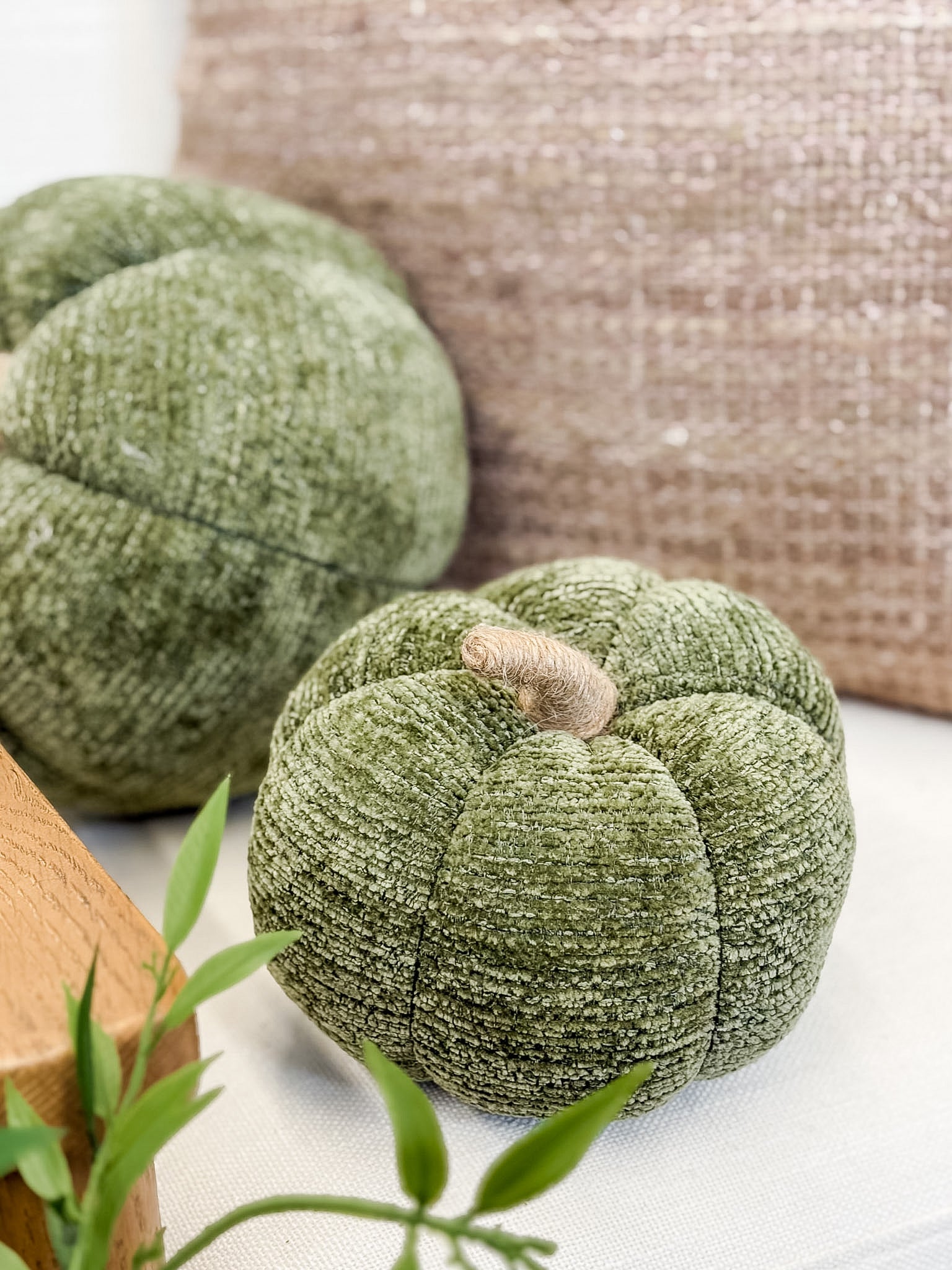 4.5" Pumpkin | Orange, Green, Mustard, Tan