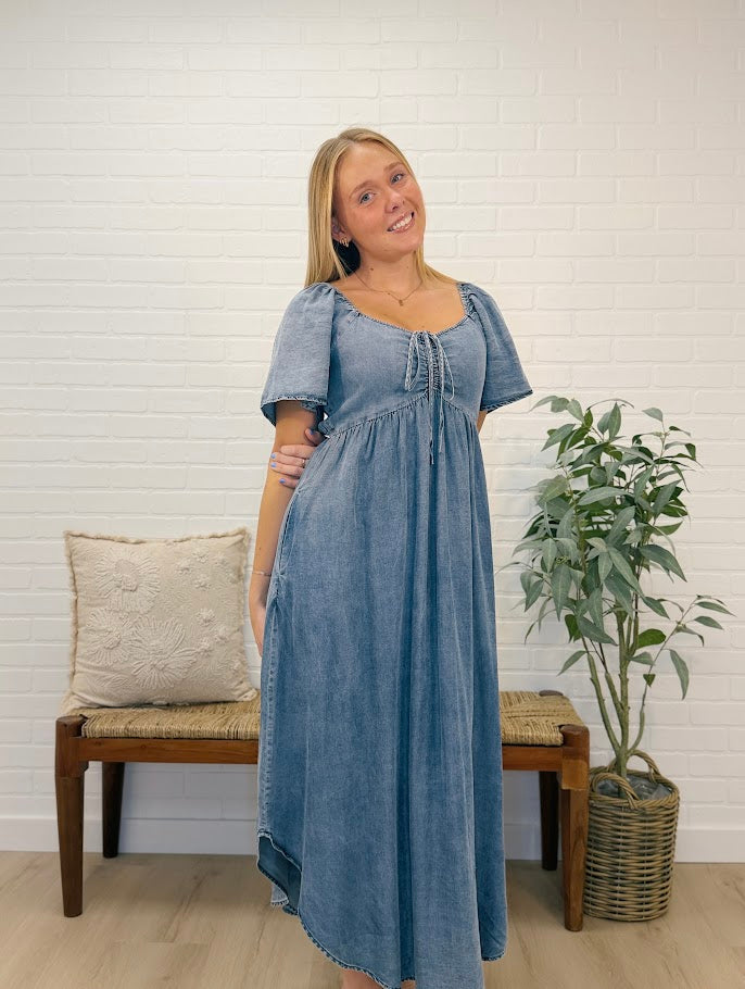 Front Ruched Flowy Sleeve Maxi Dress
