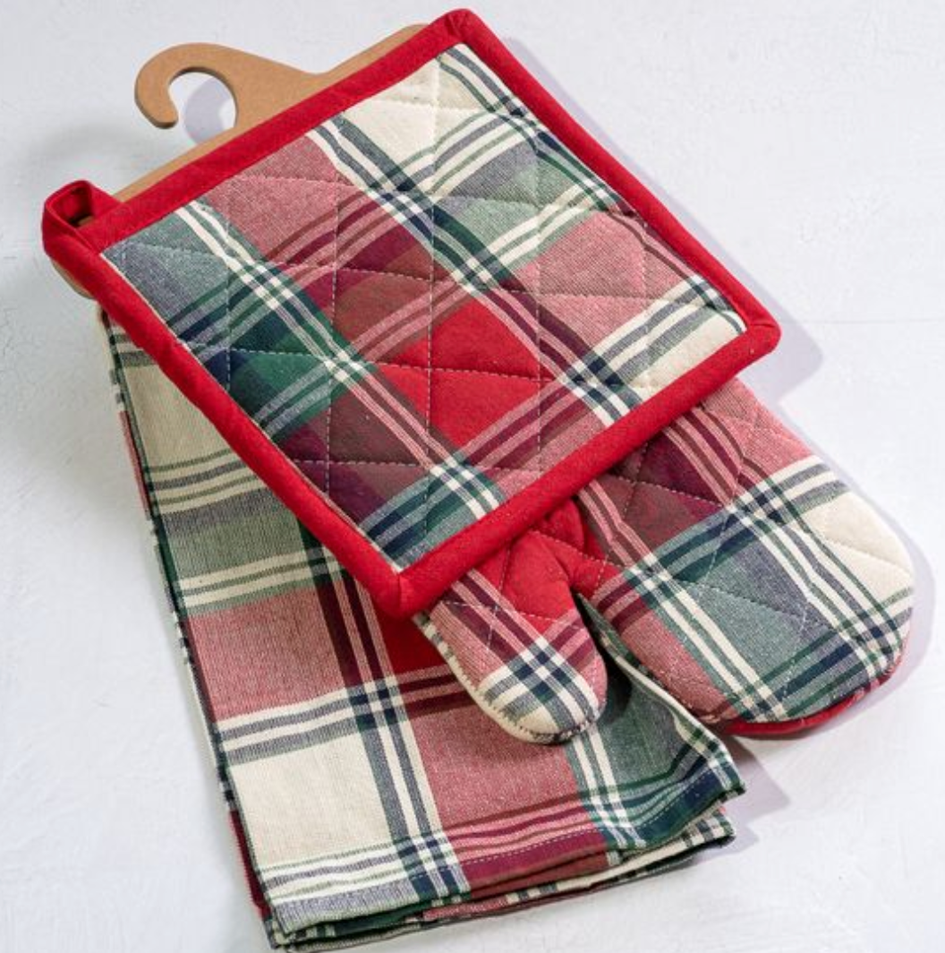 (3) Piece Tartan Plaid Towel + Potholder Set