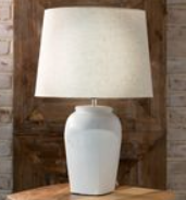 19.75 Vintage White/oat Table Lamp