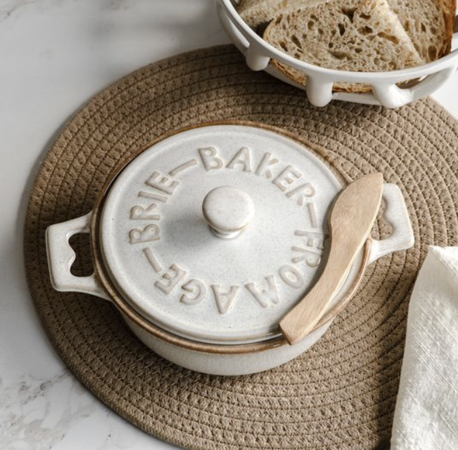 Latte Splatter 9.25w Brie Baker