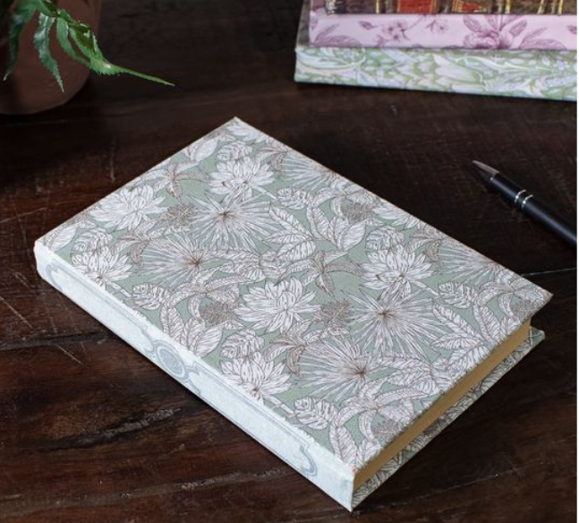 8.4 Floral Notebook