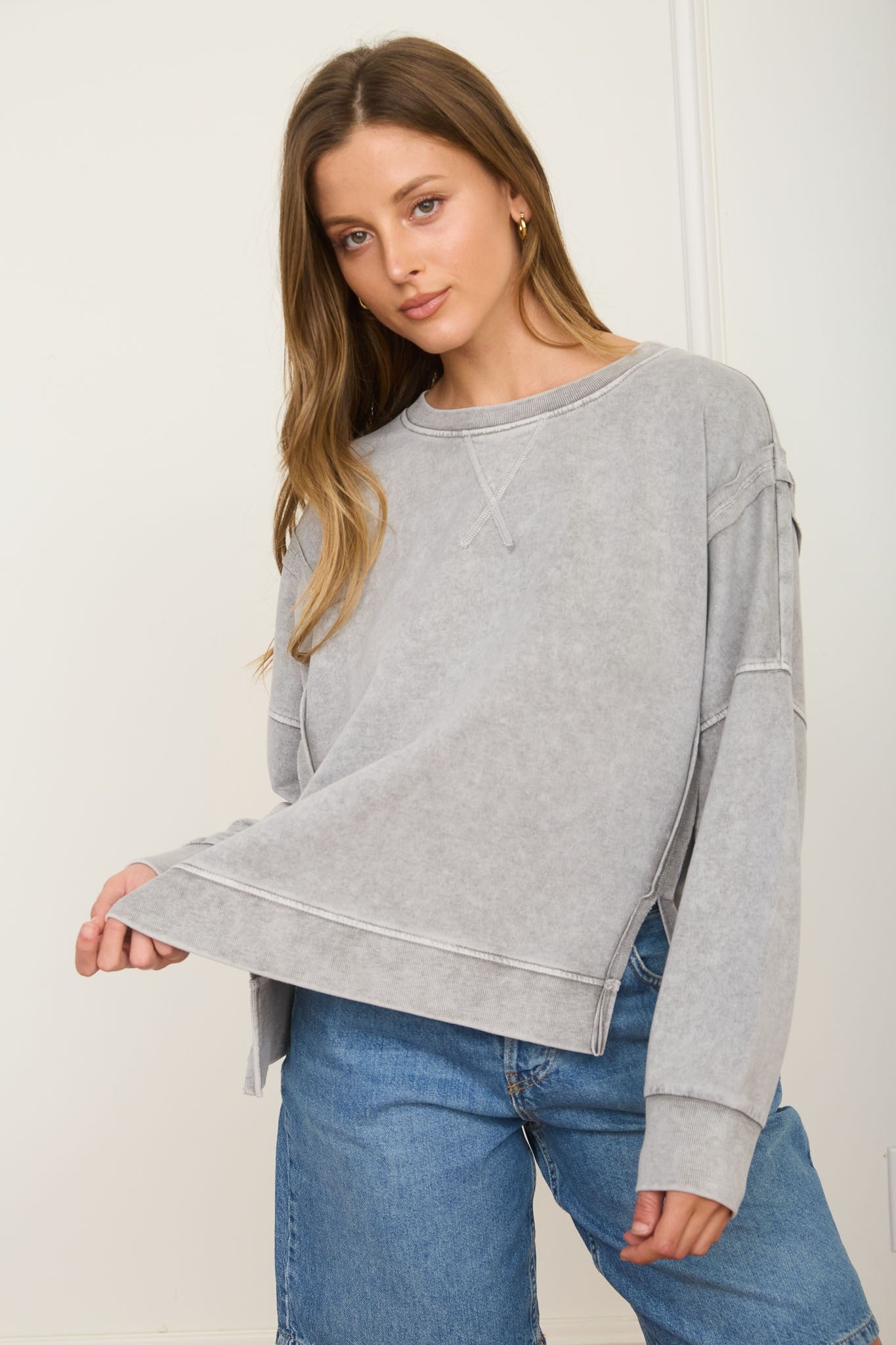 Washed Extended Shoulder Knit Top