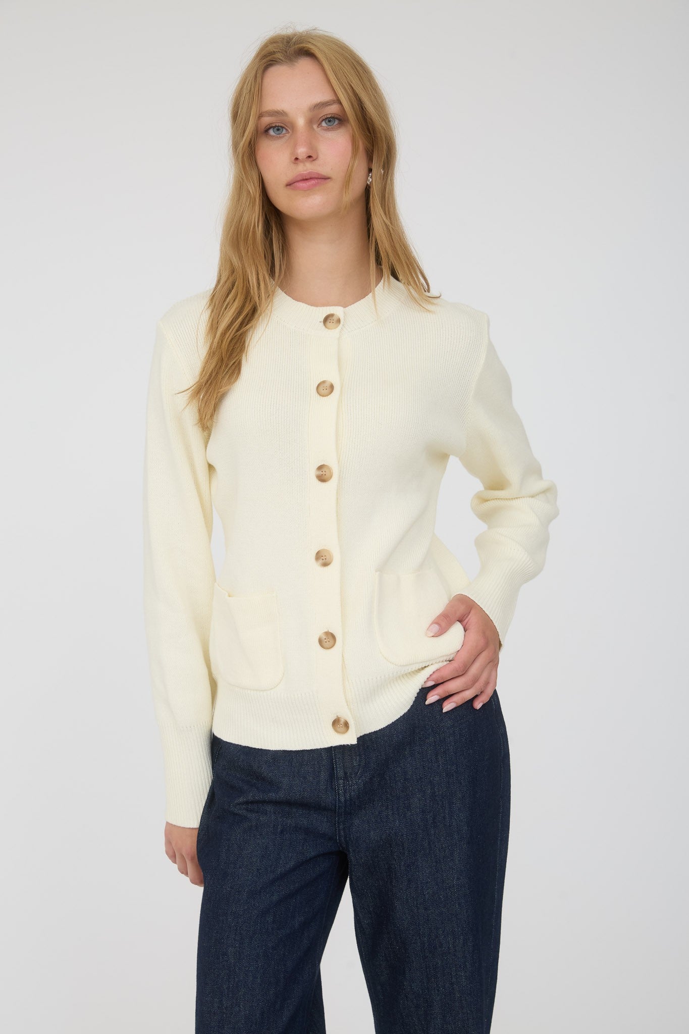 Pocket Cardigan Round Neck