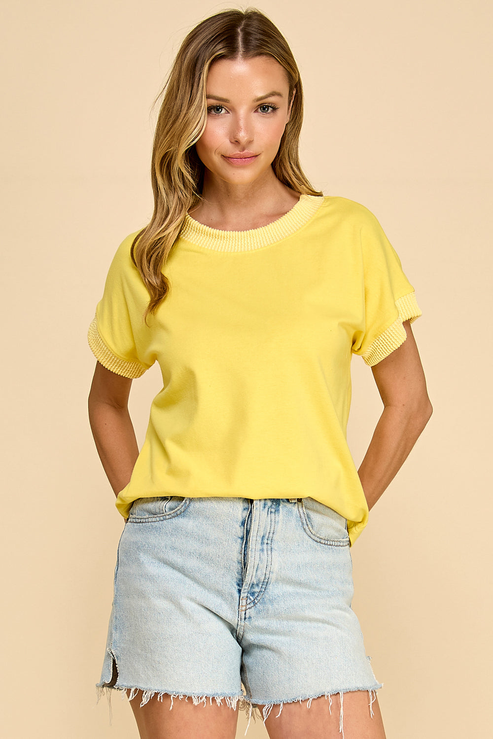 *FINAL SALE* Ribbed Colar And Sleeve Top