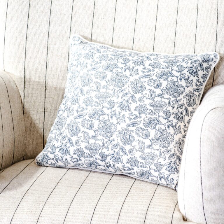 16 French Floral Pillow