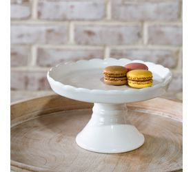 7.5"w White Scallopped Pedestal