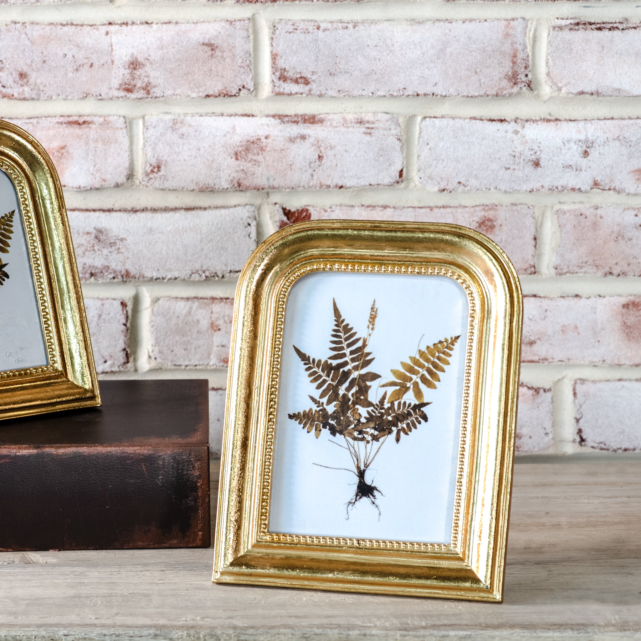 5 X 7" ARCH RESIN PHOTO FRAME