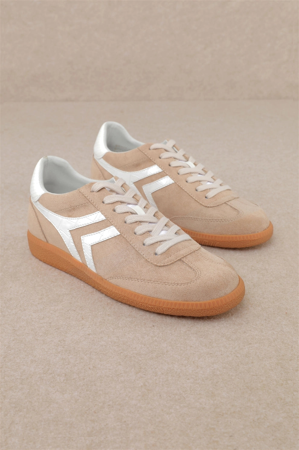 Retro Sport Sneakers