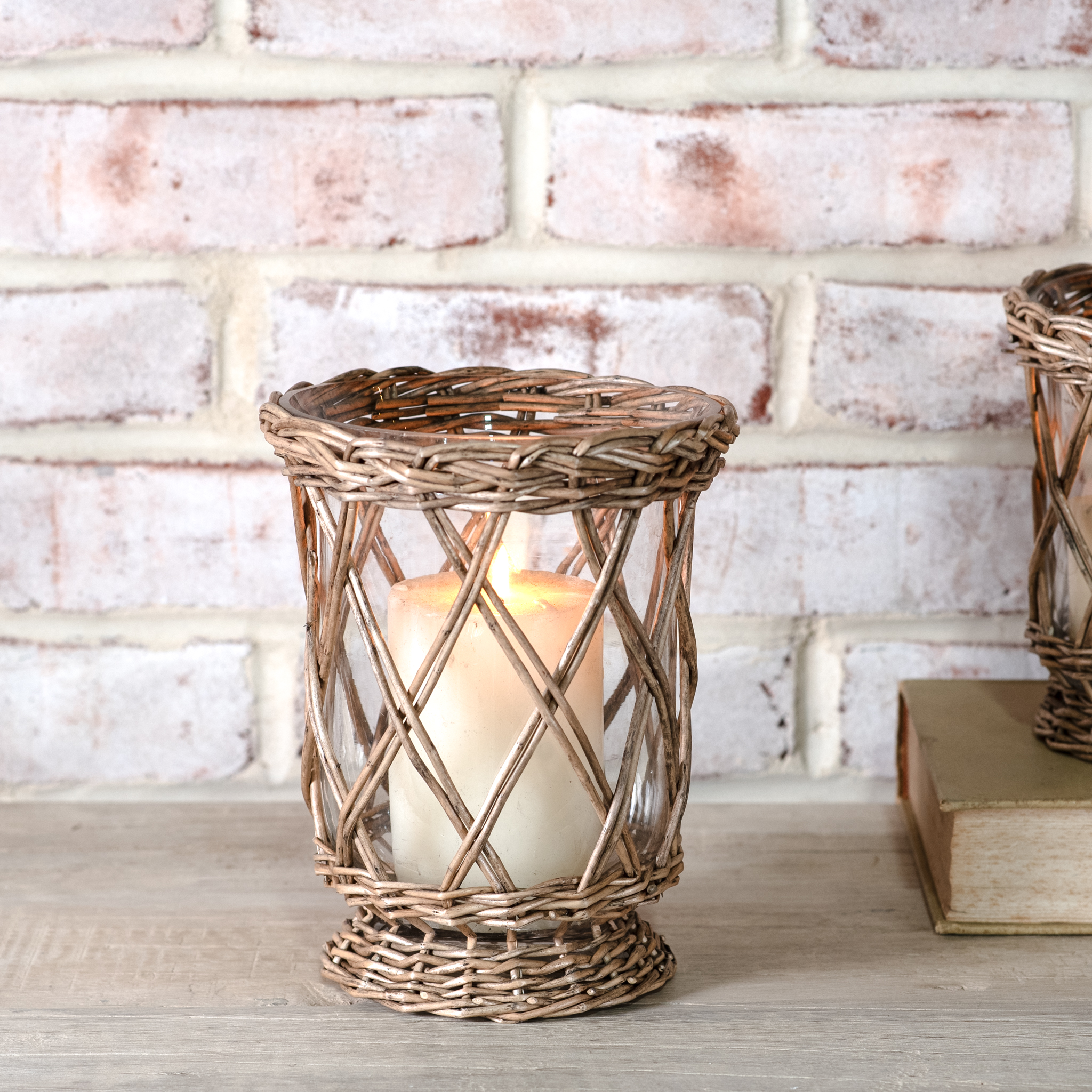 7.5" Willow Wrapped Jar