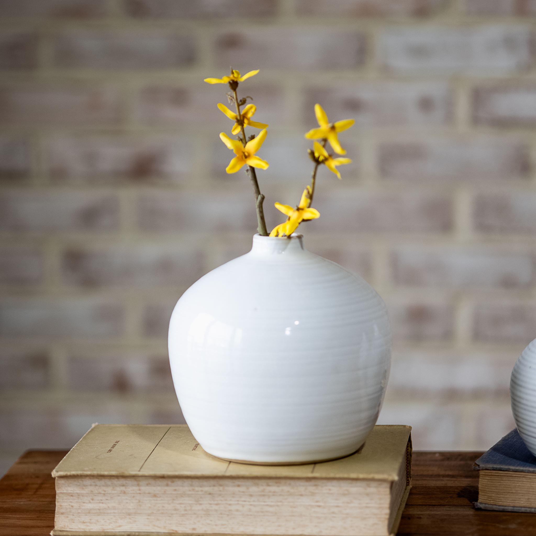 6.1" White Ceramic Vase