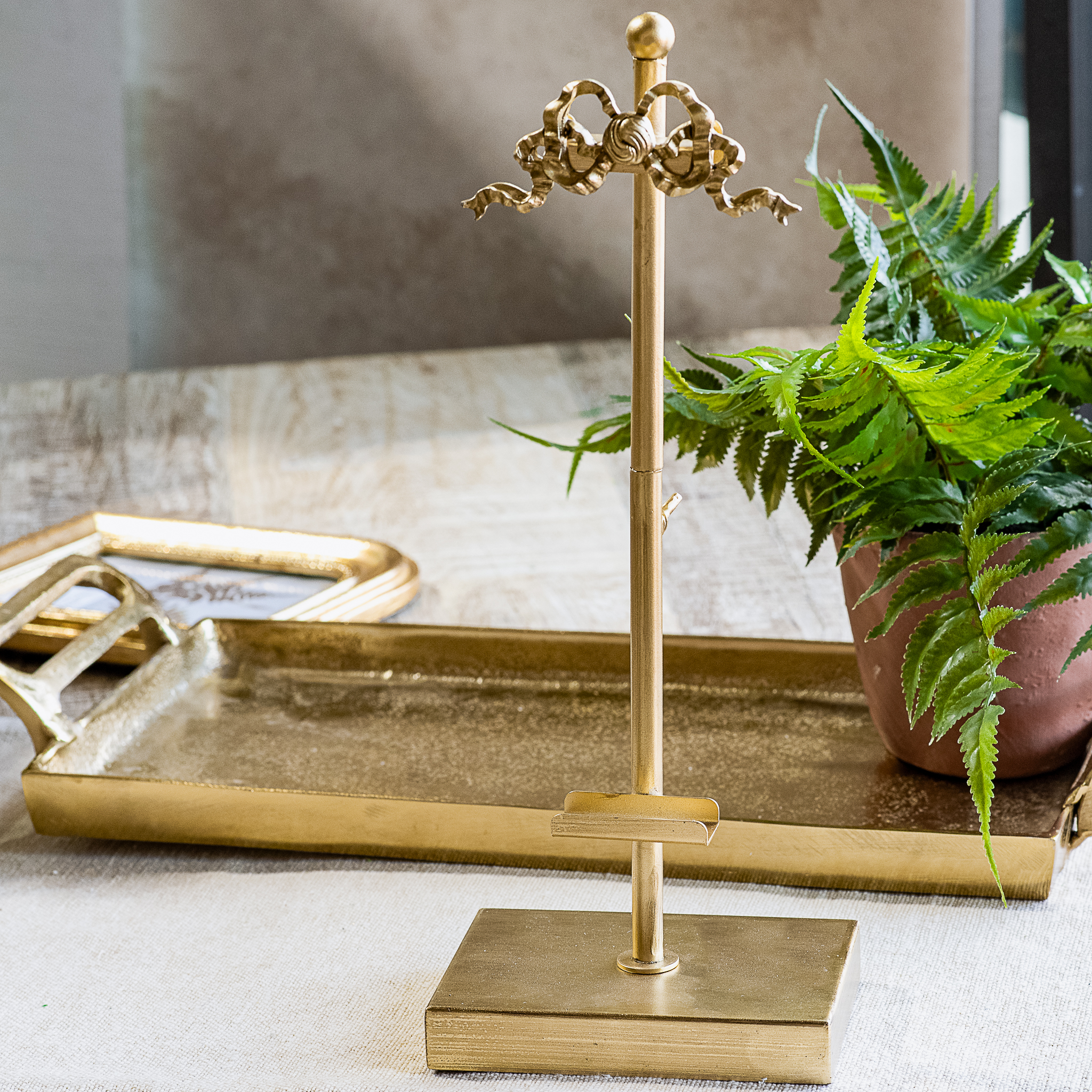 *Inner* 7 X 13 Gold Bow Easel