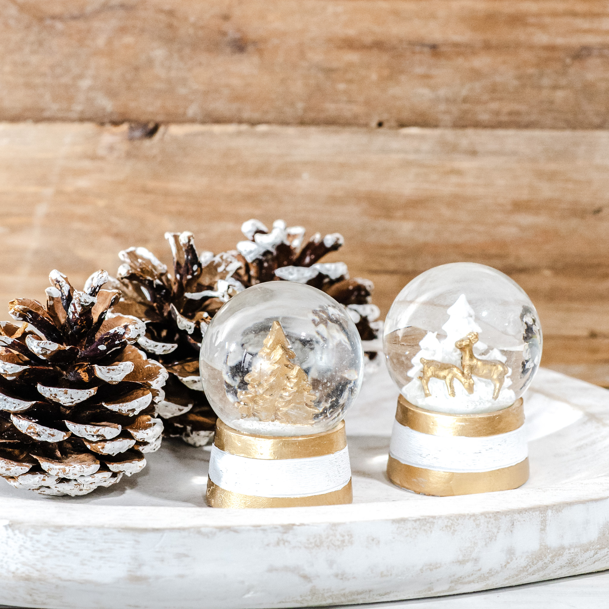 *Inner* 2 Asst Tiny Gold Deer/Tree Snowglobes