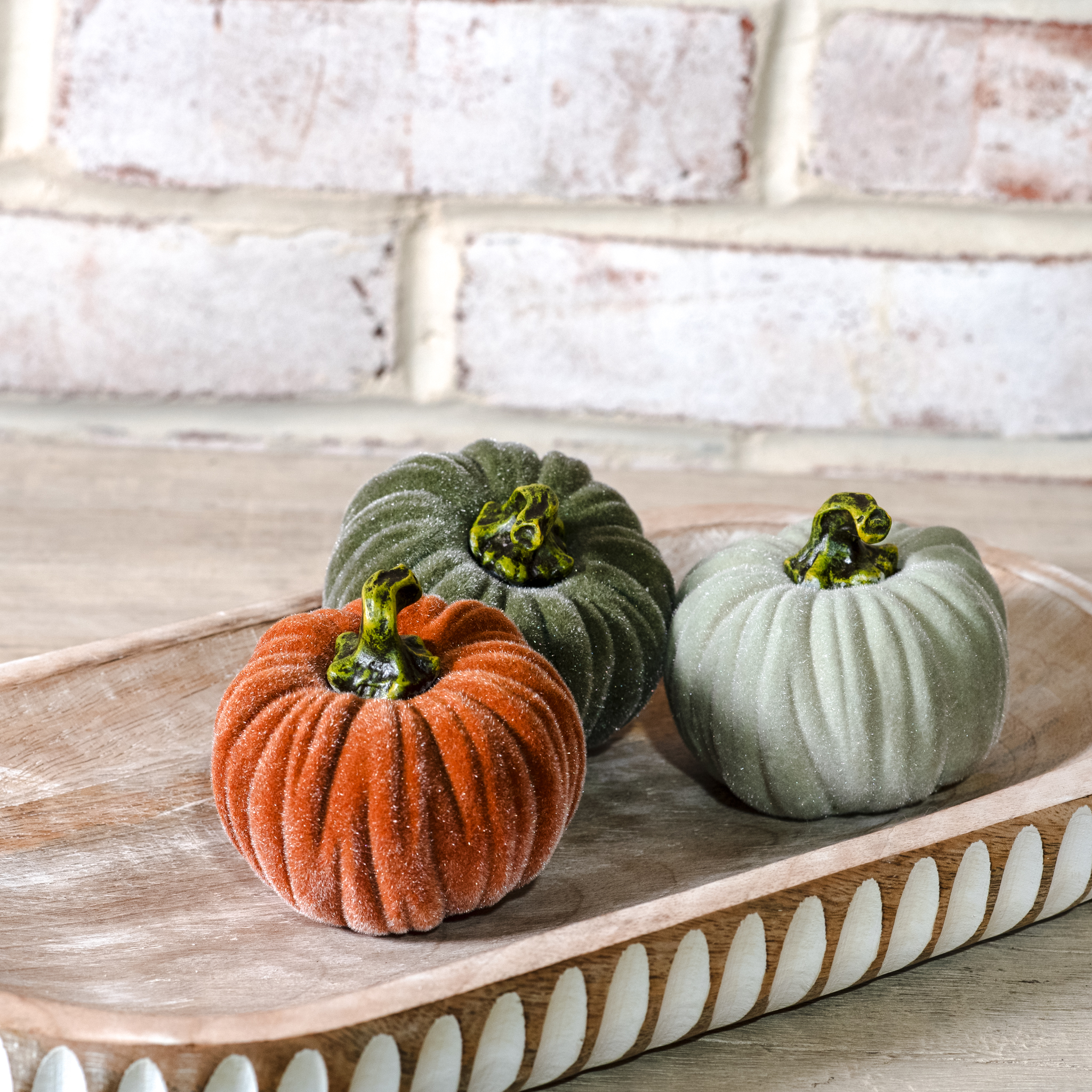 *Inner* 3 Asst 3"W Velvet Pumpkins