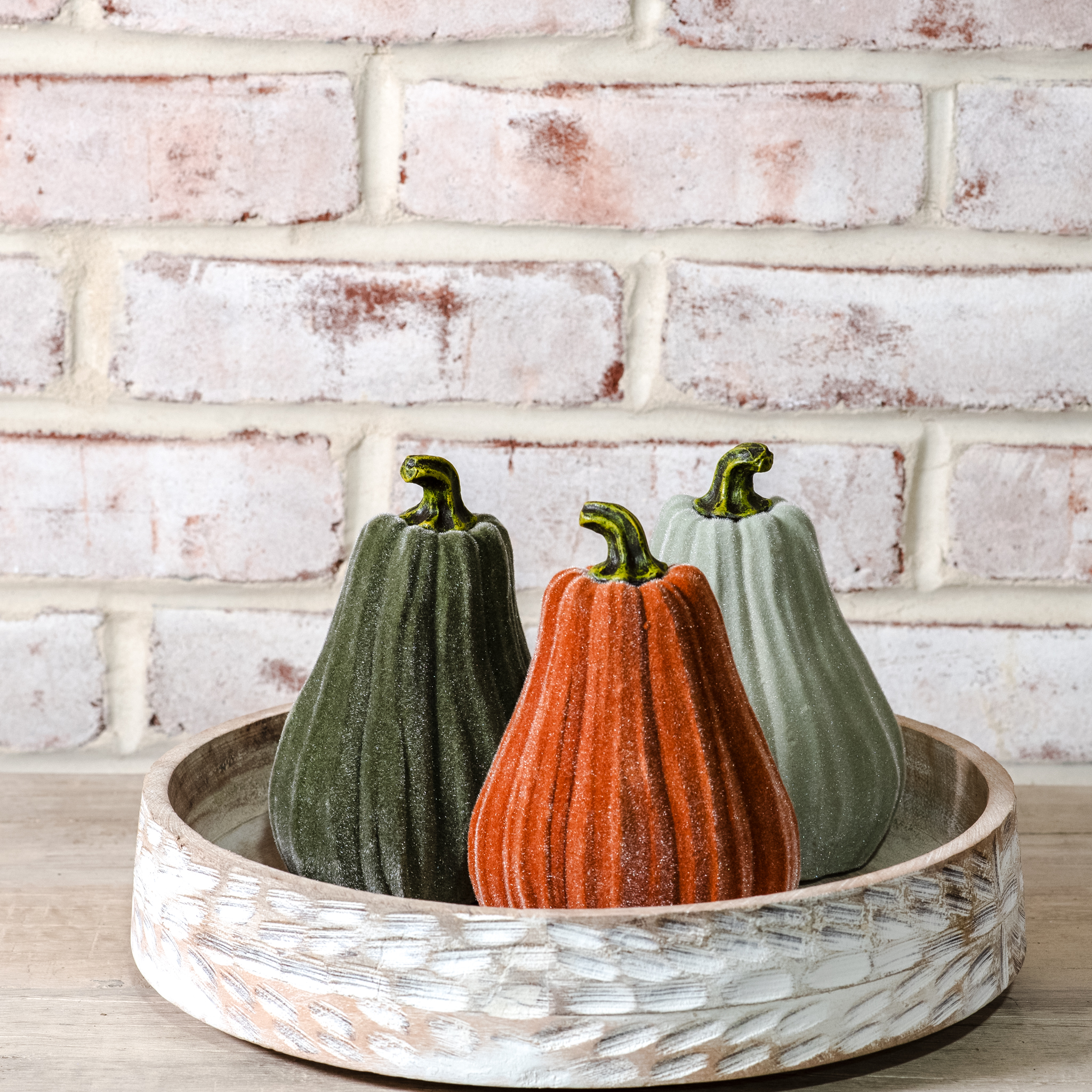 *Inner* 3 Asst 6"H Velvet Gourds