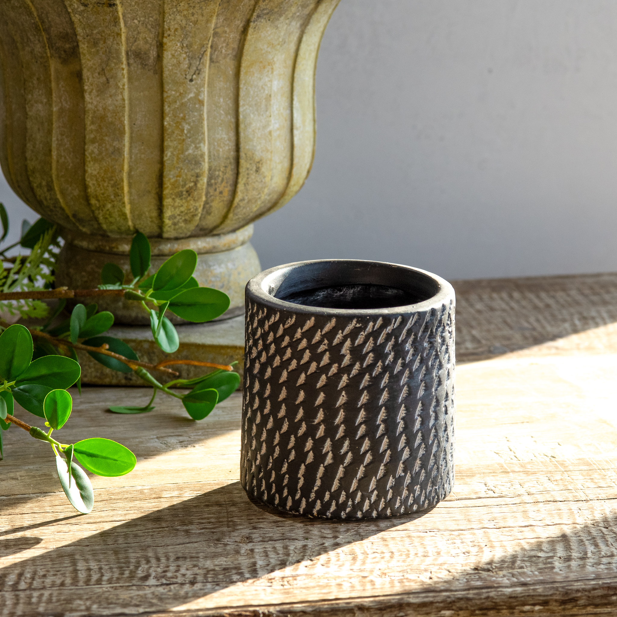 **Inner** 4" Charcoal Planter