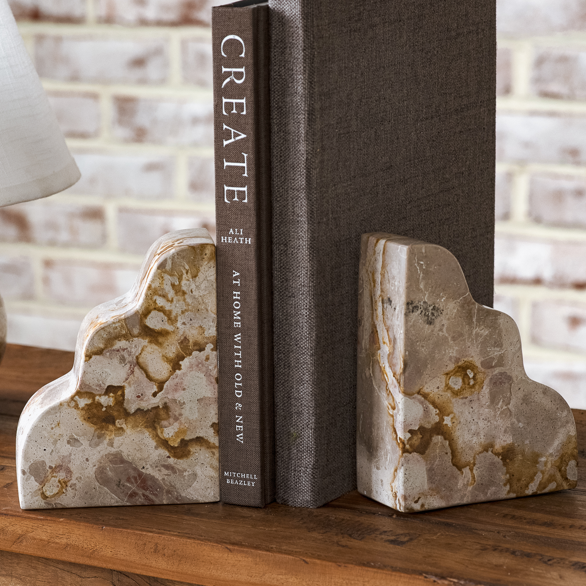S/2 Beige Marble Scallop Bookends