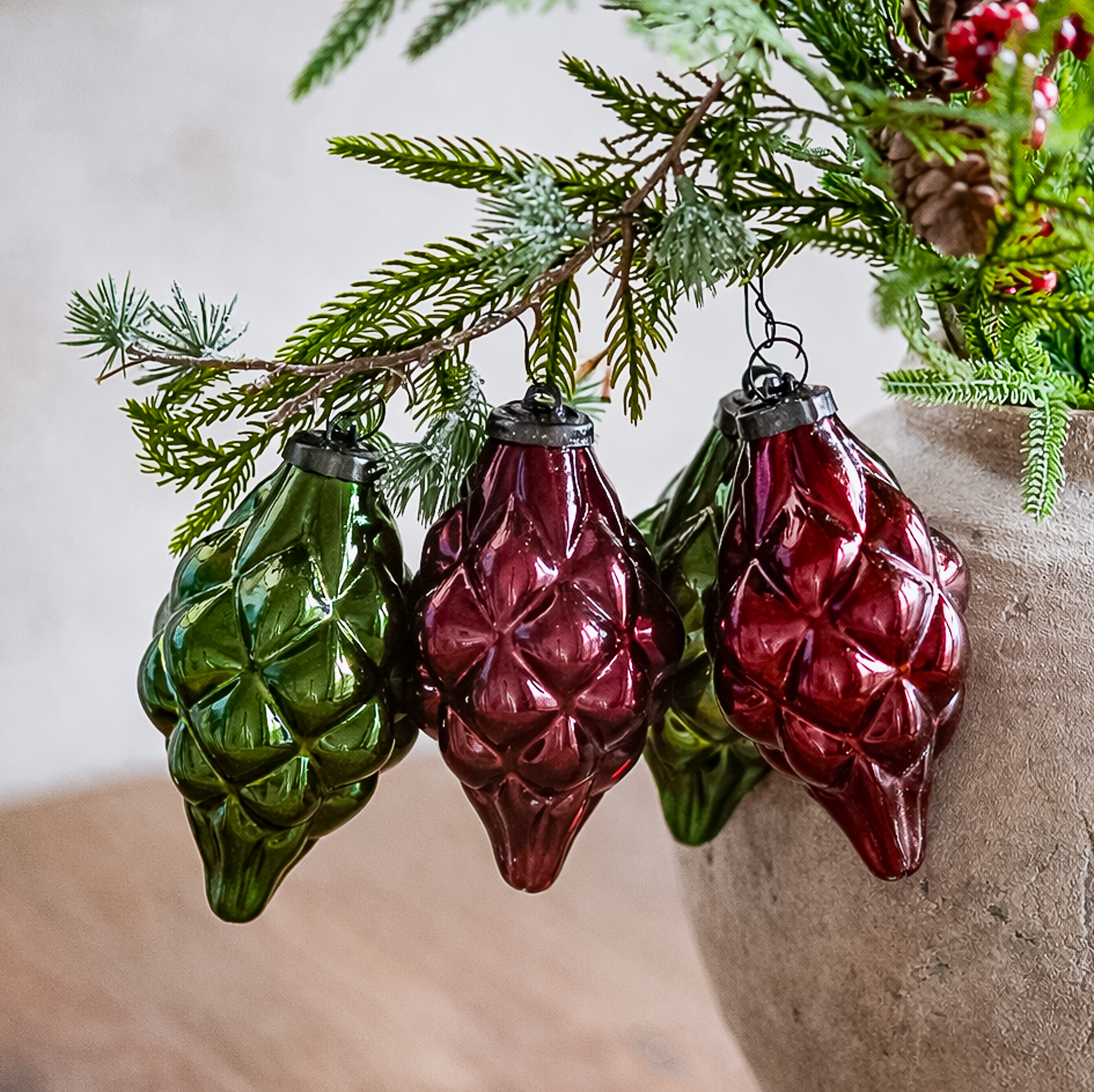 S/4 2 Asst. Grn/Red Check Ornament