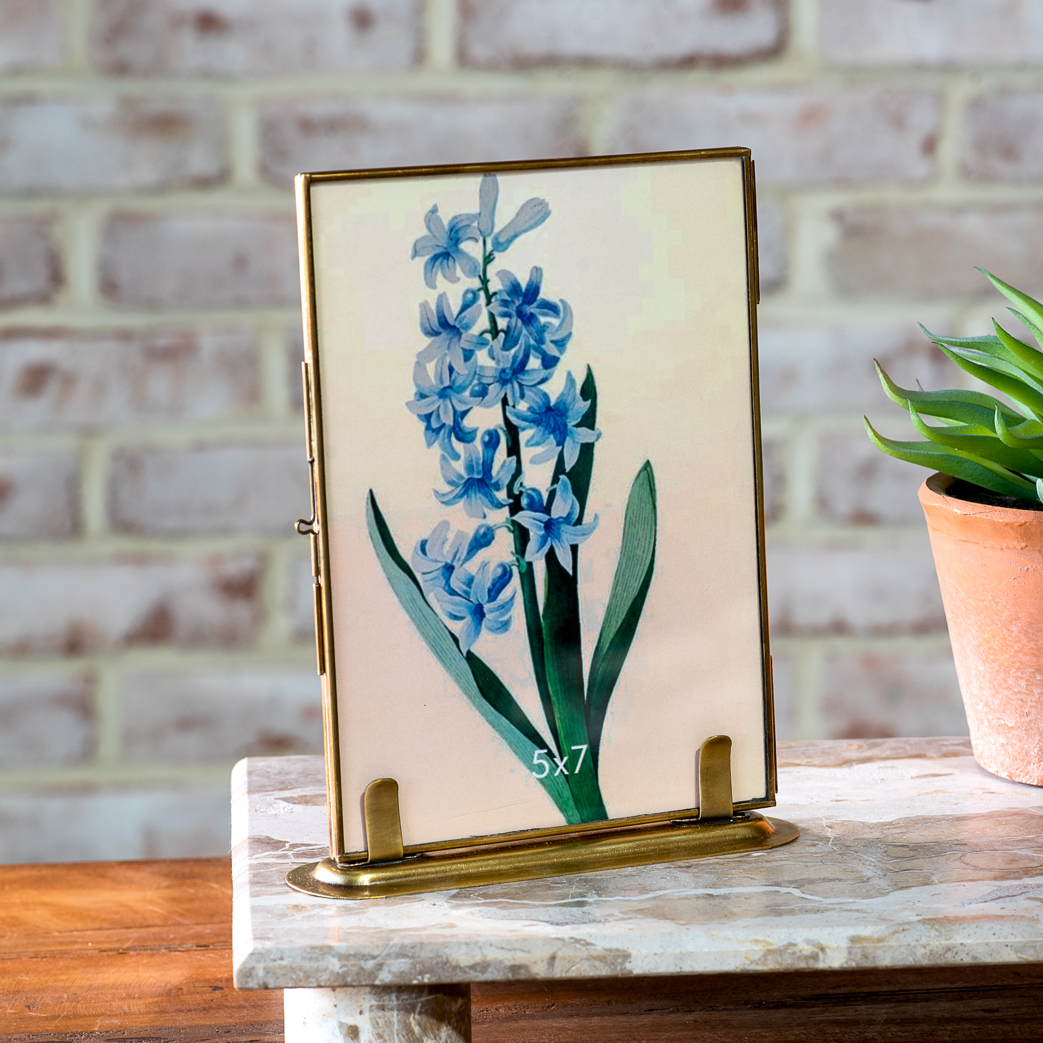 *Inner* 5 X 7 Ant. Brass Standing Frame
