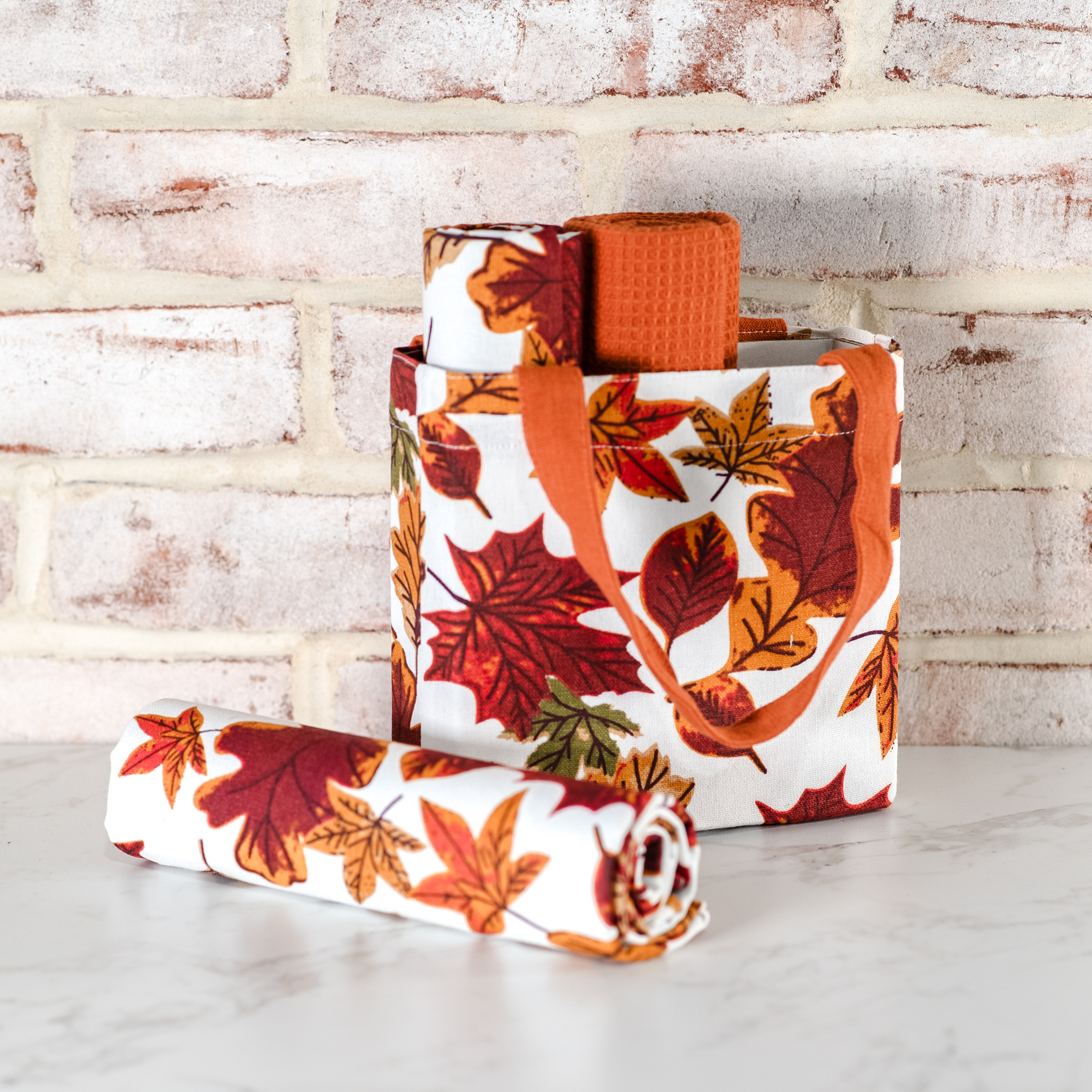 3 Pc Autumn Leaf Towel W/Bag