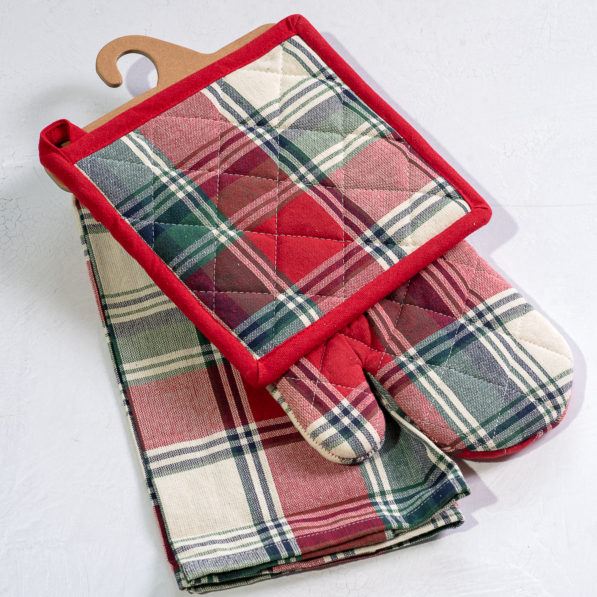 3 Pc Rd/Grn Plaid Mit, Towel & Potholder Set