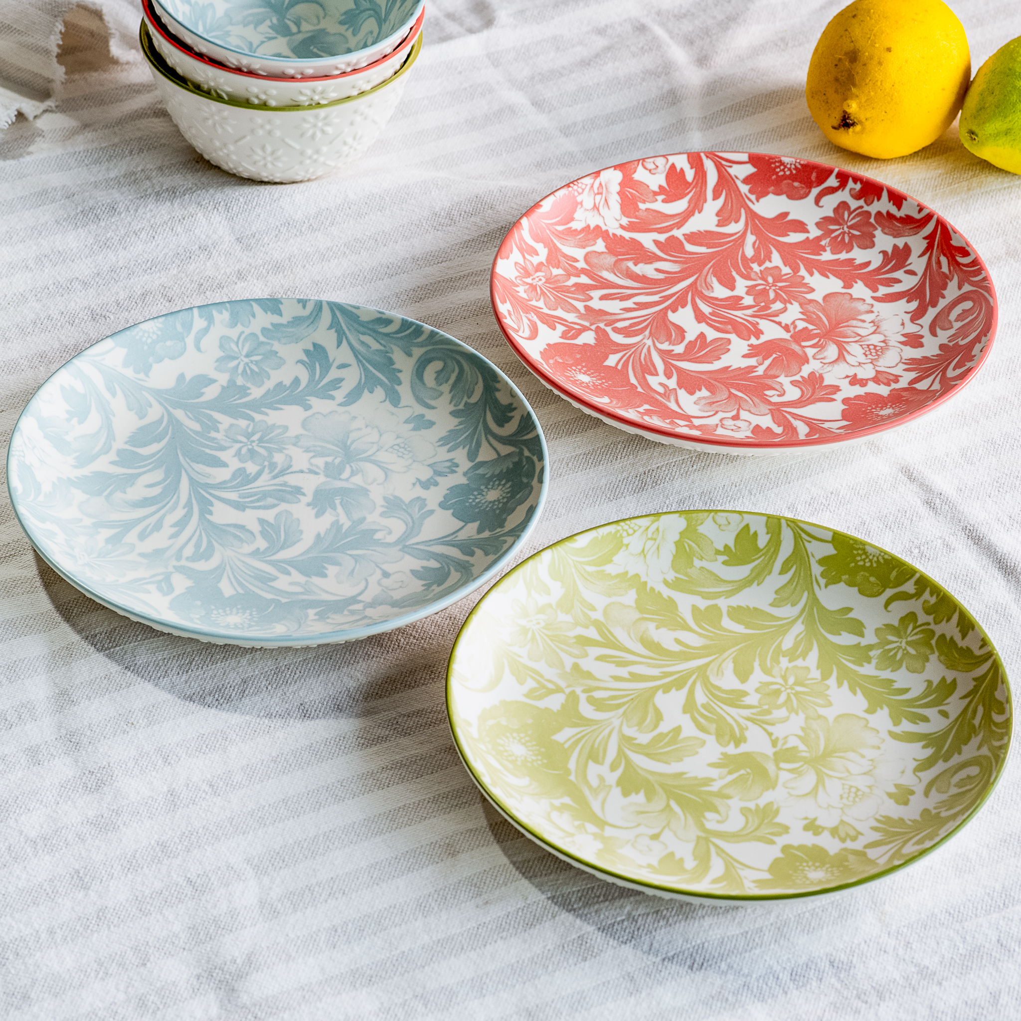*Inner* 3 Asst. Pk/Bl/Gr Floral Plates