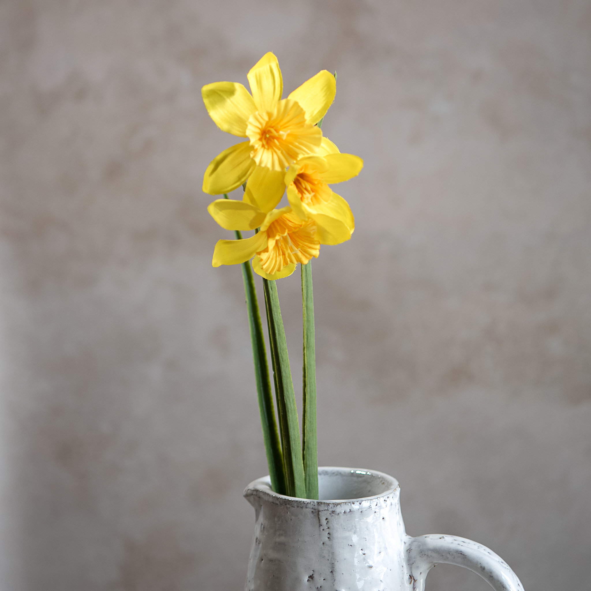 *Inner* 21.6" Yellow Daffodils Stem