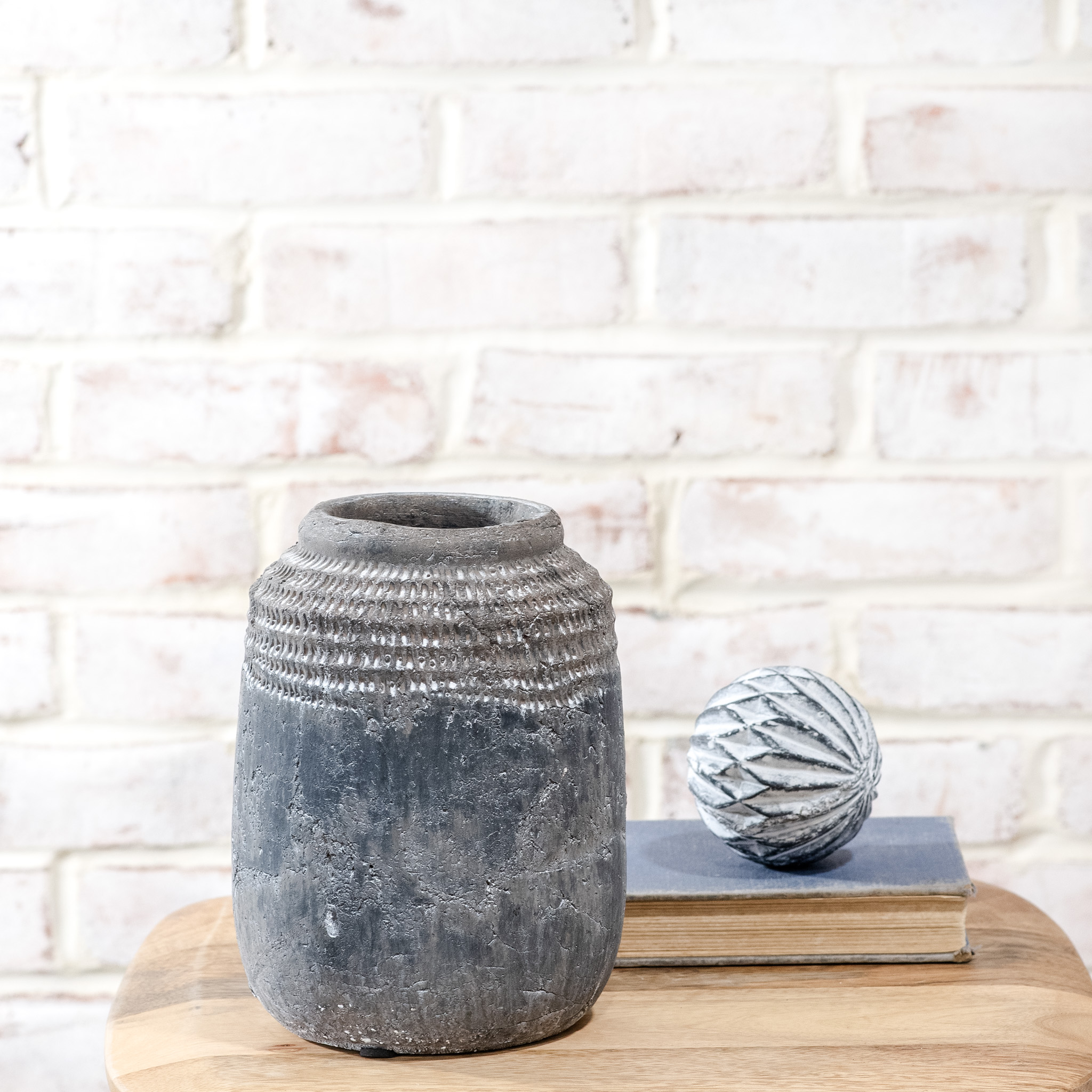7.5" Black Boho Vase