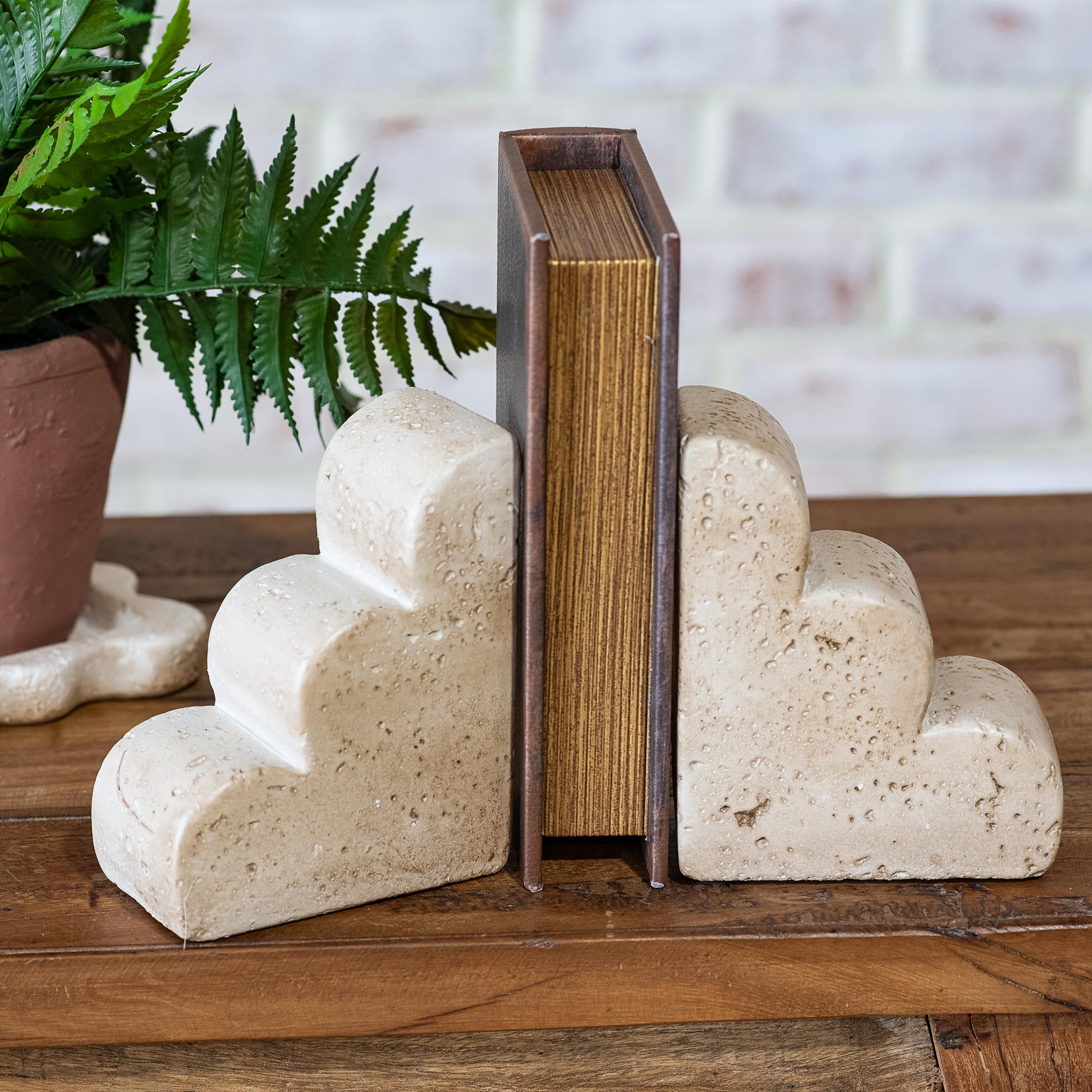 S/2 Scallop Edge Cement Bookends