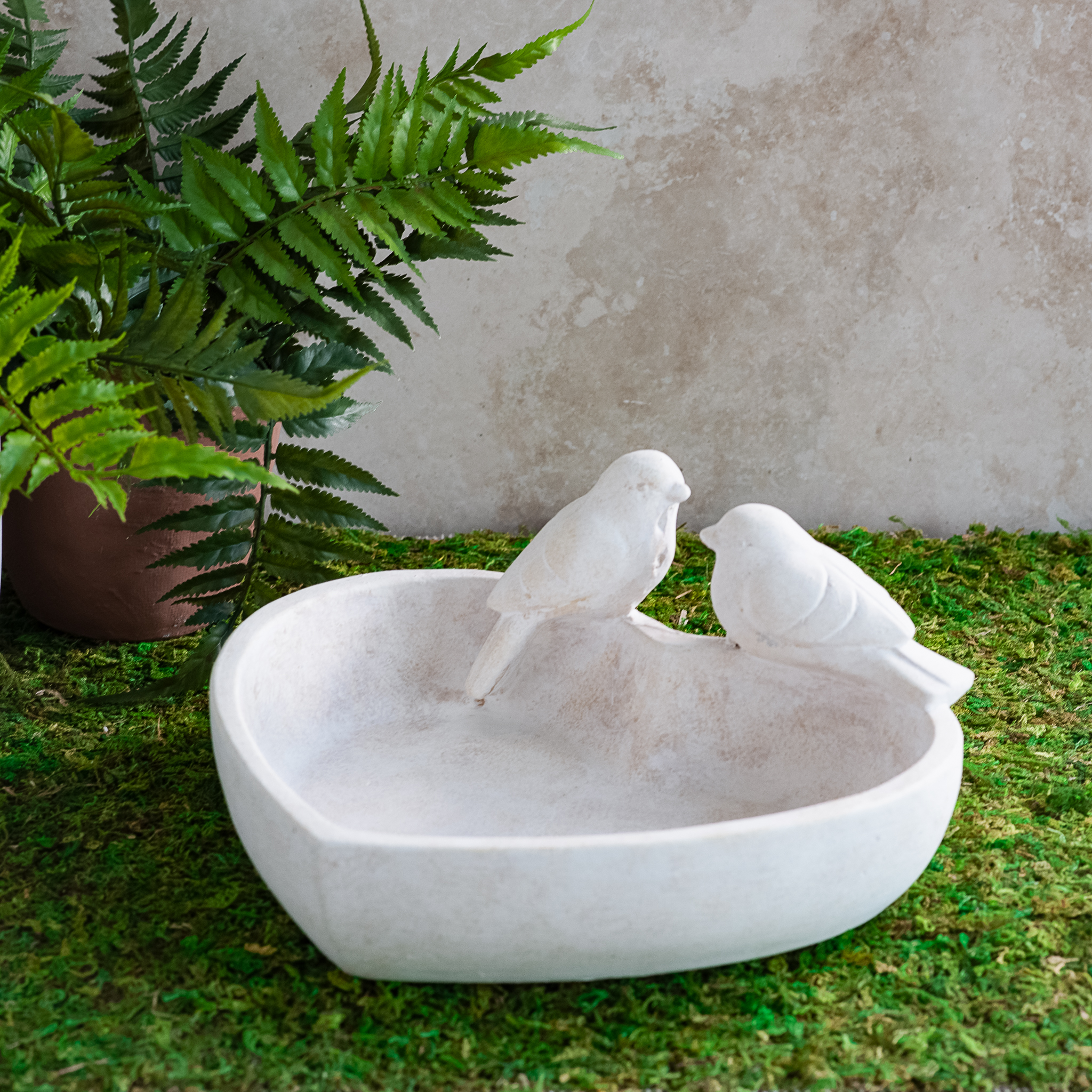 *Inner* 9.5" Heart Shaped Bird Dish