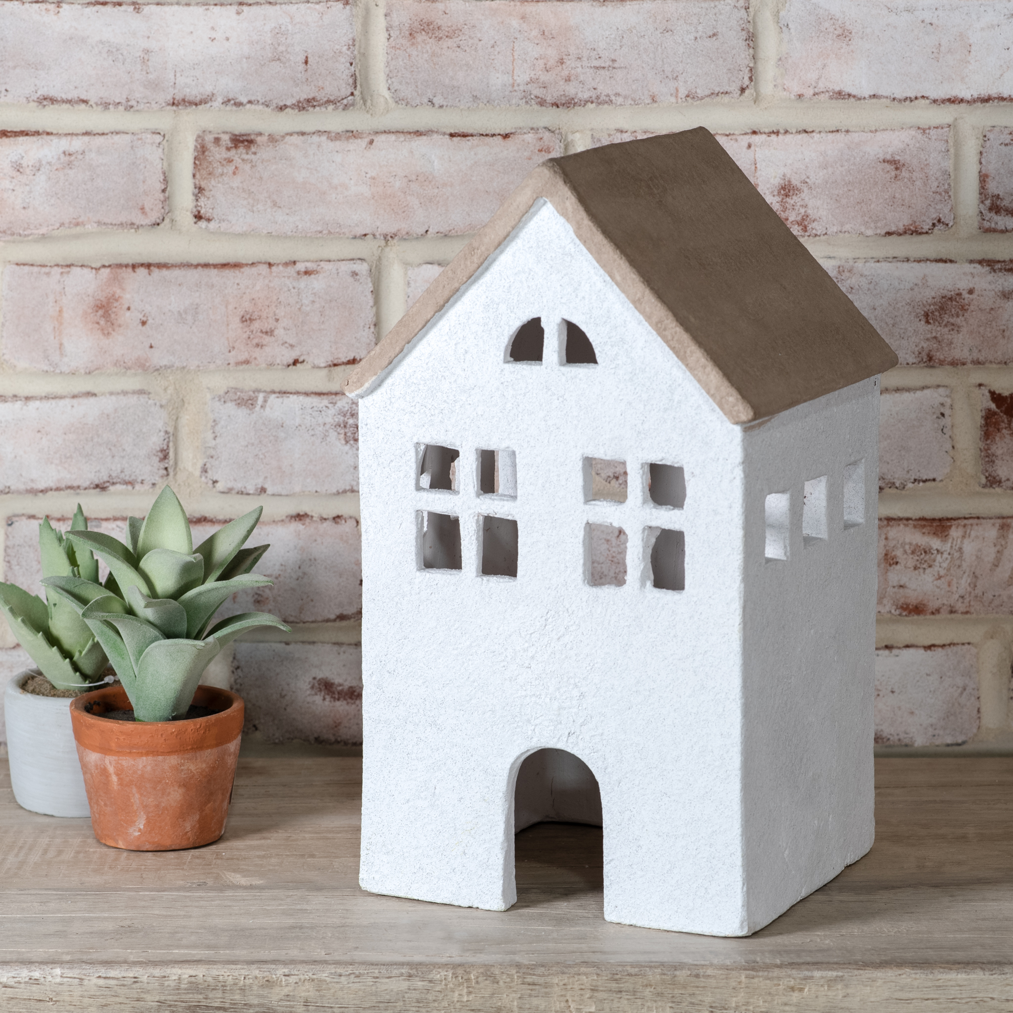 13.3"H Terracotta Wh/Tn Townhouse