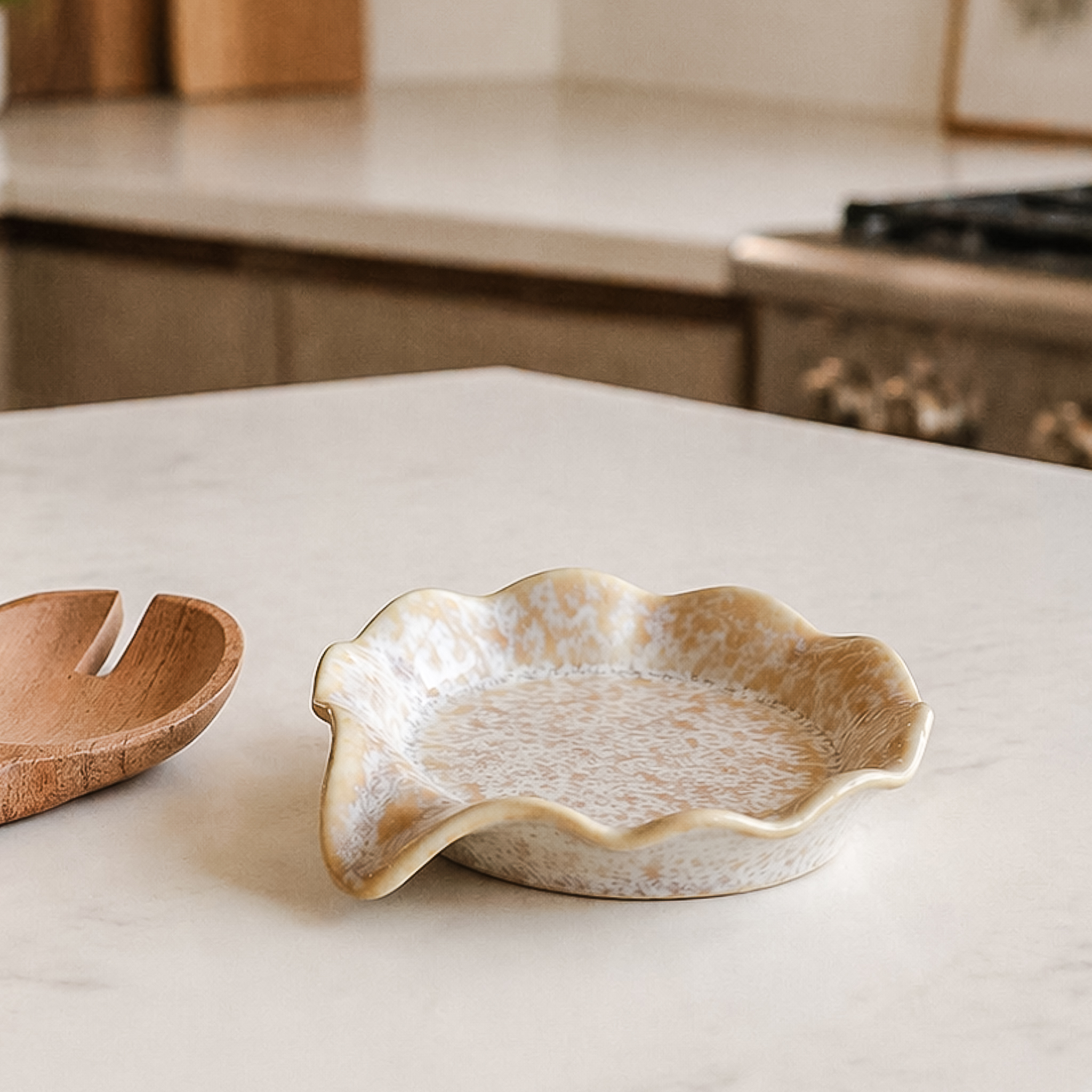 *Inner* 5" Scallop Edge Spoon Rest