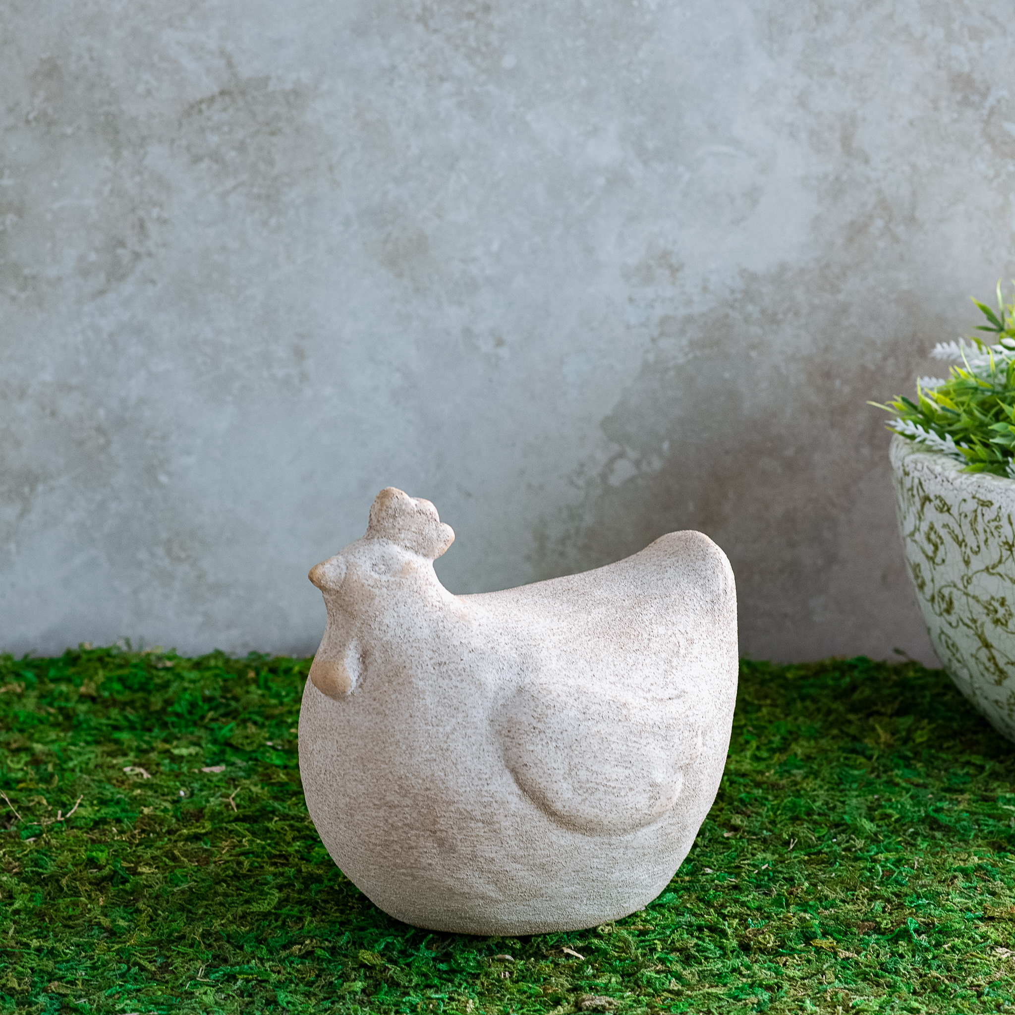 *Inner* 6.5" Sand Sitting Hen