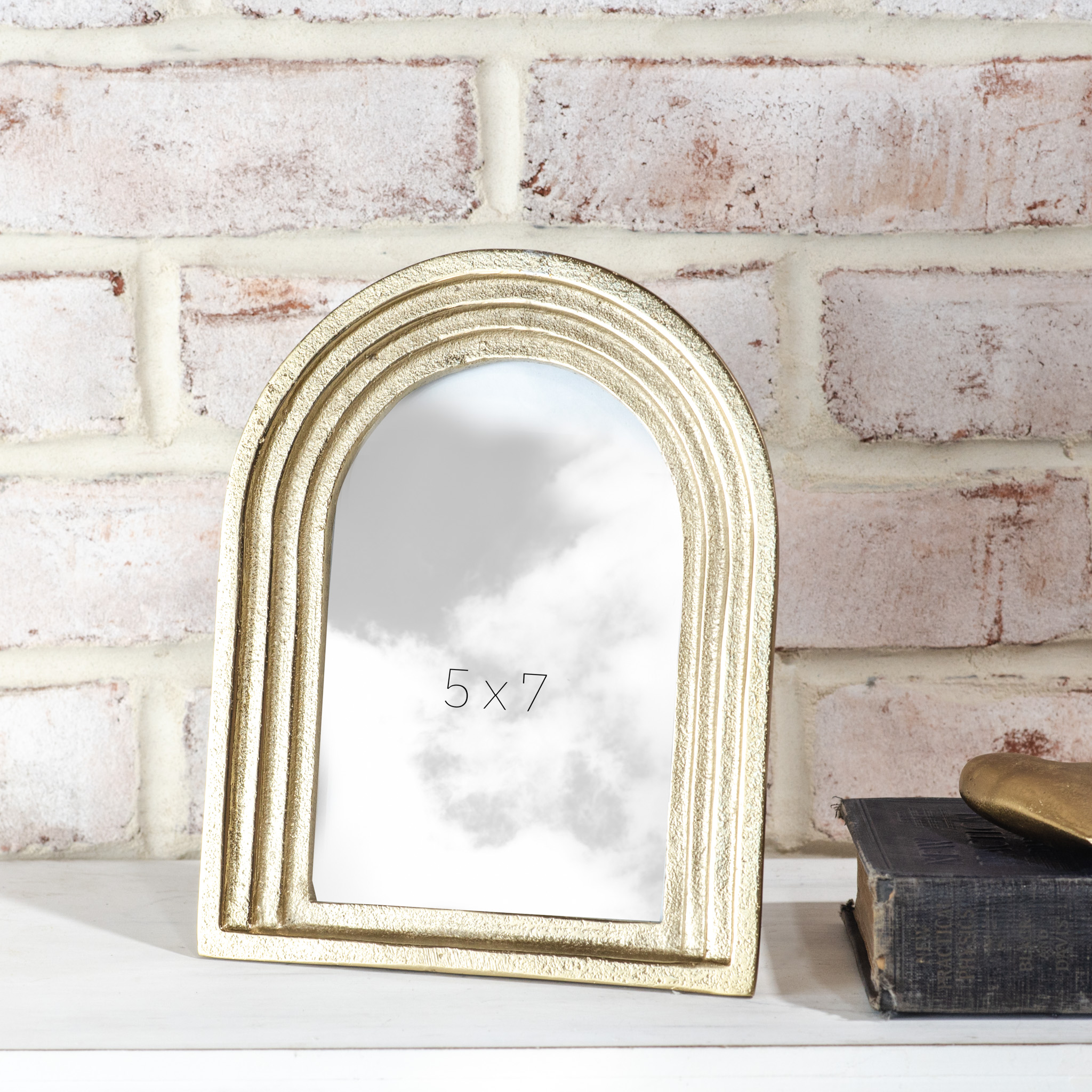 *Inner* 5X7 Gold Arch Photo Frame