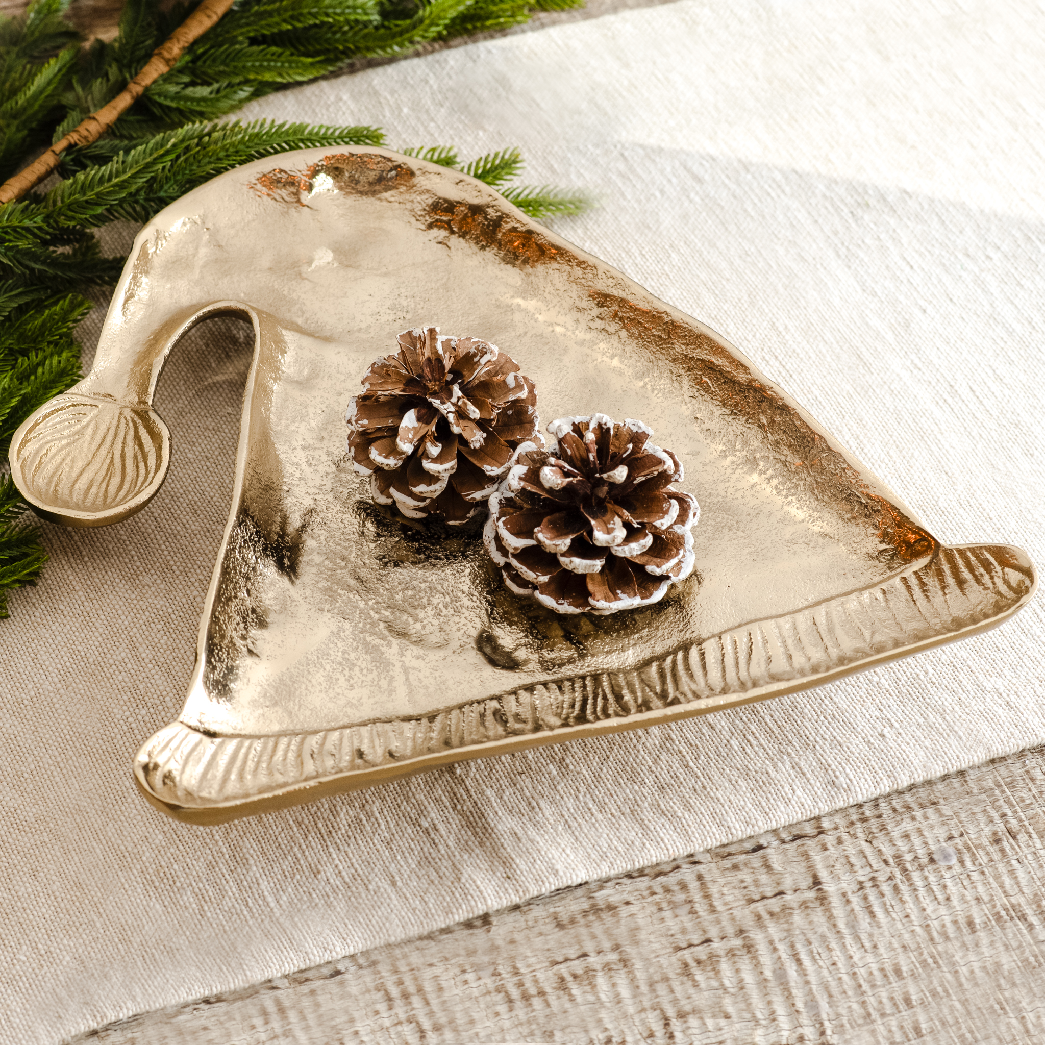 11" Gold Christmas Cap Tray