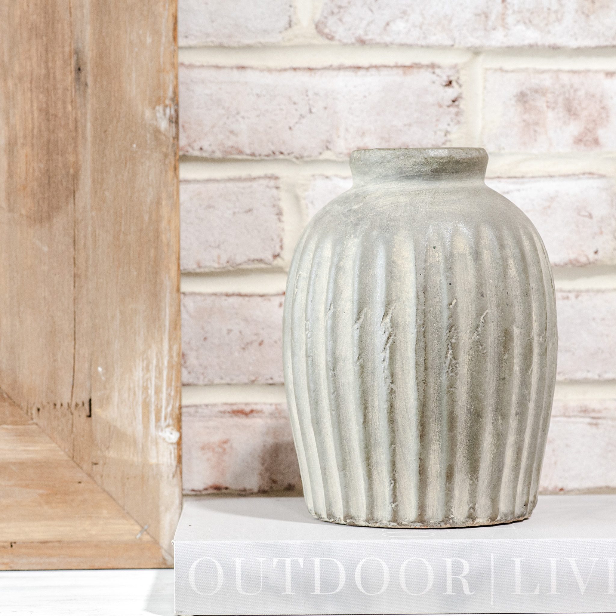 8.25" Gray Ridged Vase