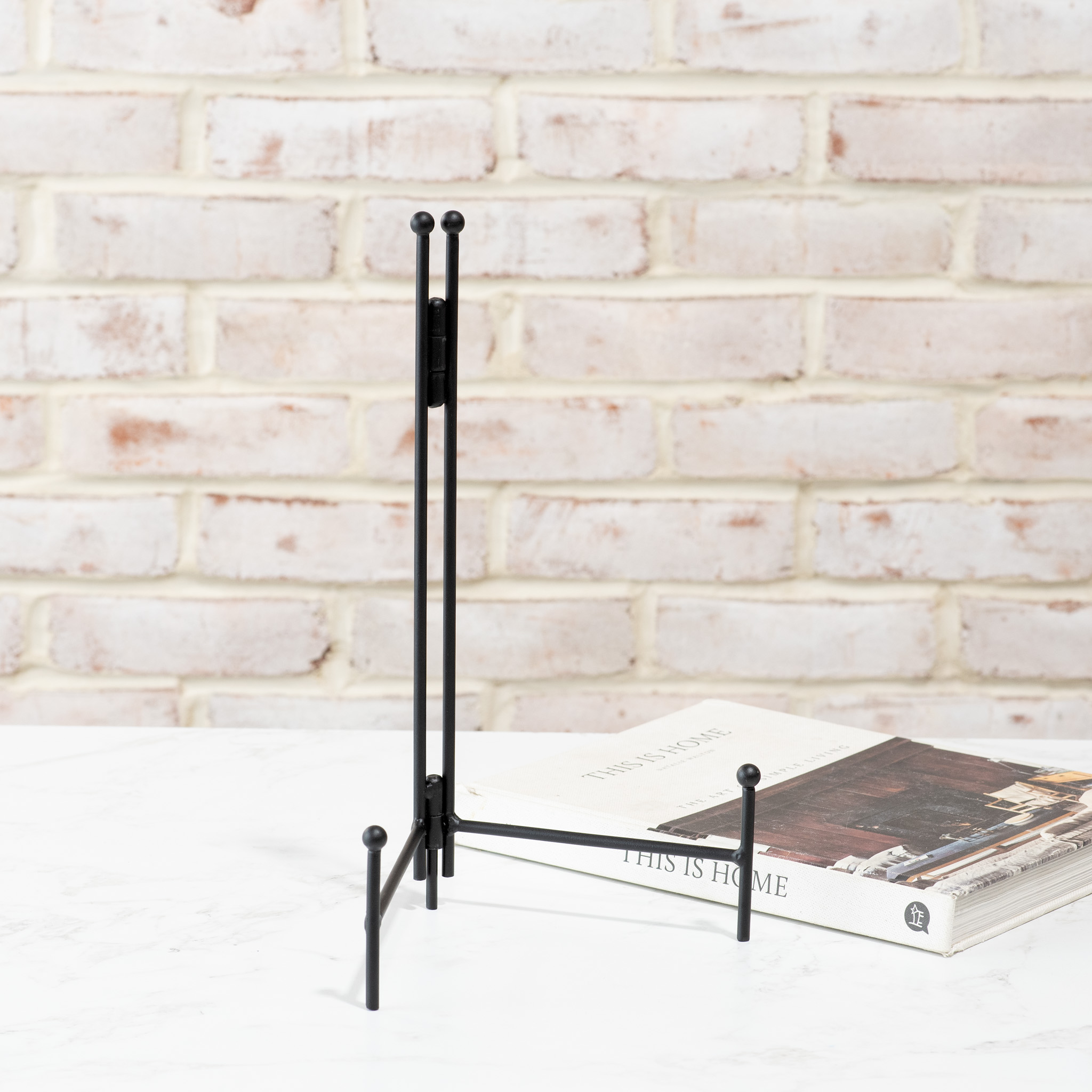 *Inner* 13.25" Black Straight Back Easel