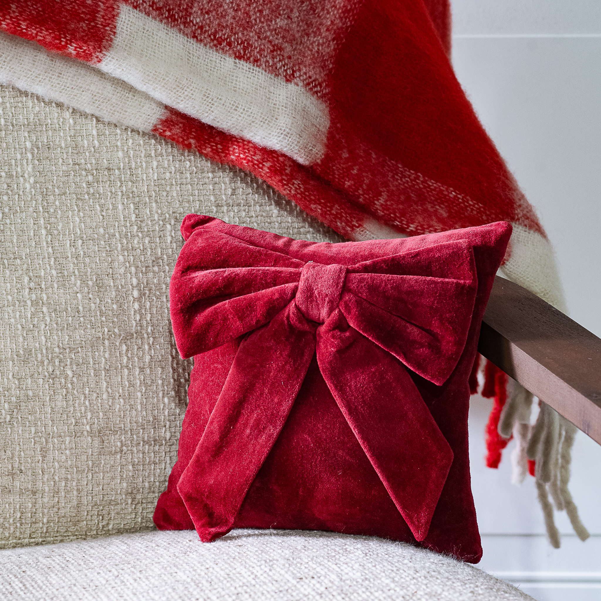 *Inner* 10 X 10 Red Velvet Bow Pillow