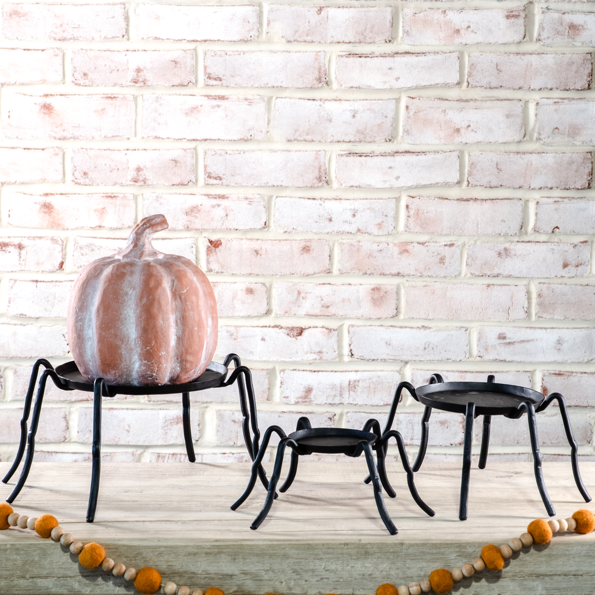 S/3 Black Spider Stands