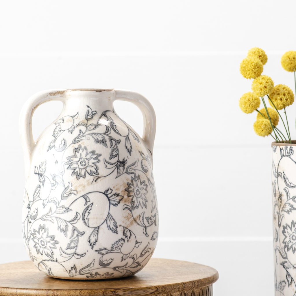 7" Heirloom Handle Vase
