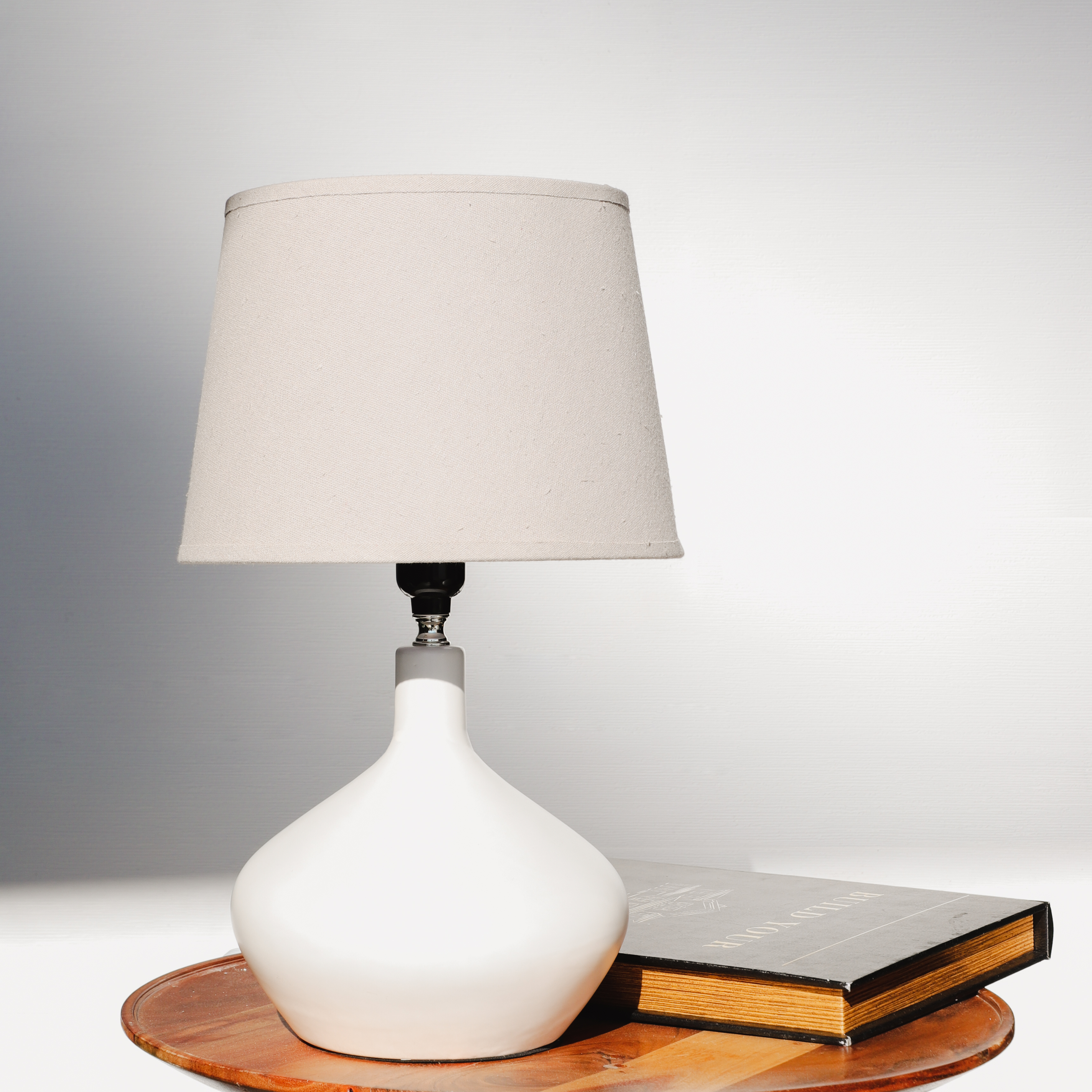 17.3" White Bubble Lamp