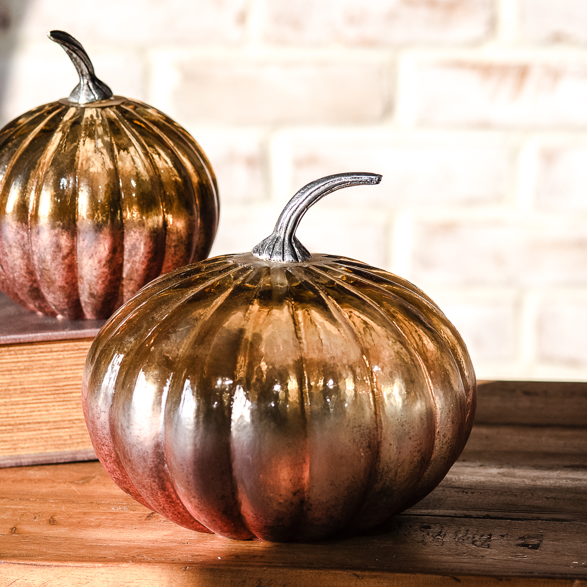 *Inner* 7.5" Vintage Stone Foil Glass Pumpkin