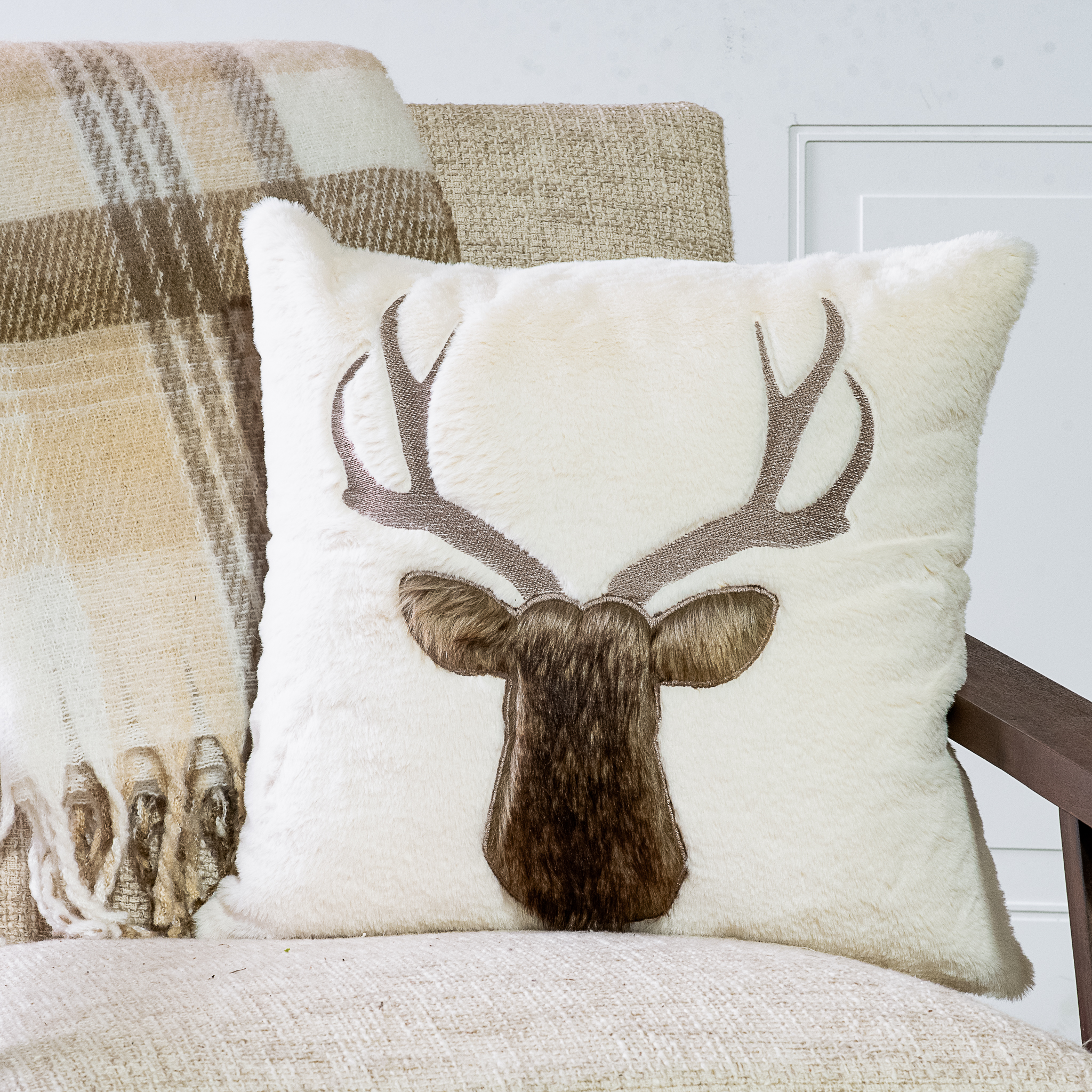 18" Faux Fur Emb. Deer Pillow