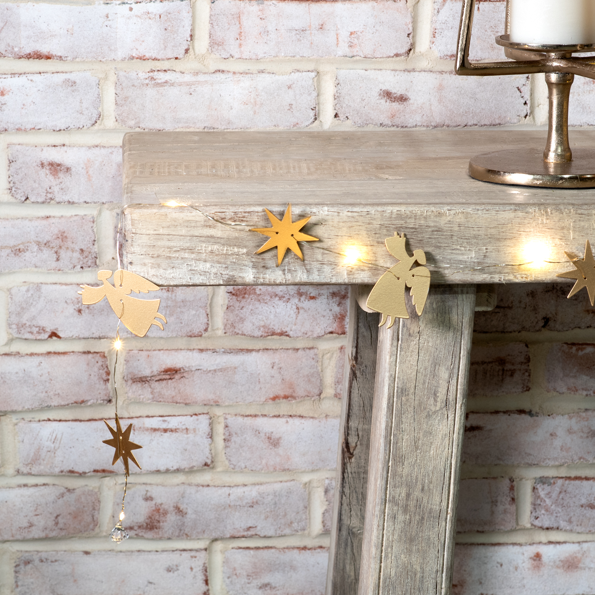 *Inner* 70" Led Angel & Star String Garland