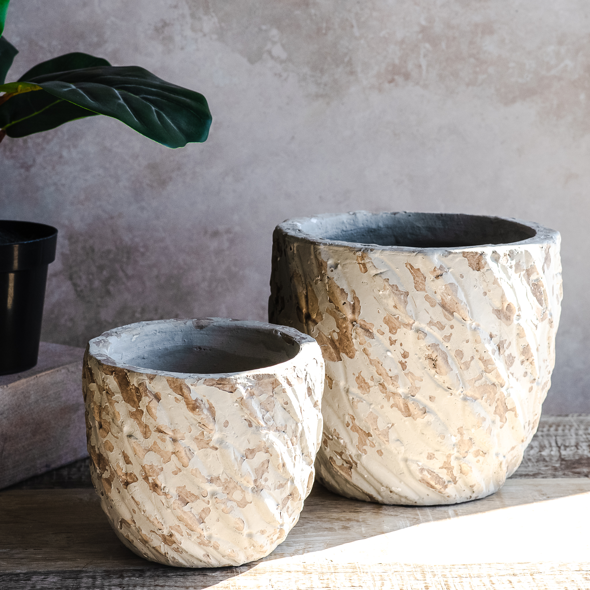 S/2 Wave Line Splatter Planters