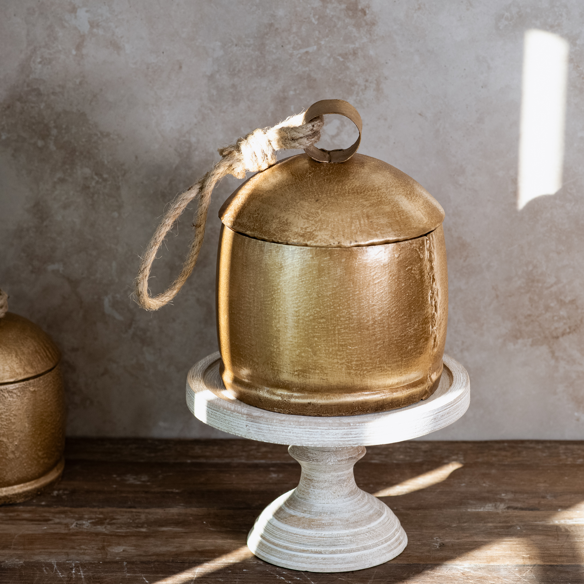 *Inner* 6"D Gold Bell Style Jar