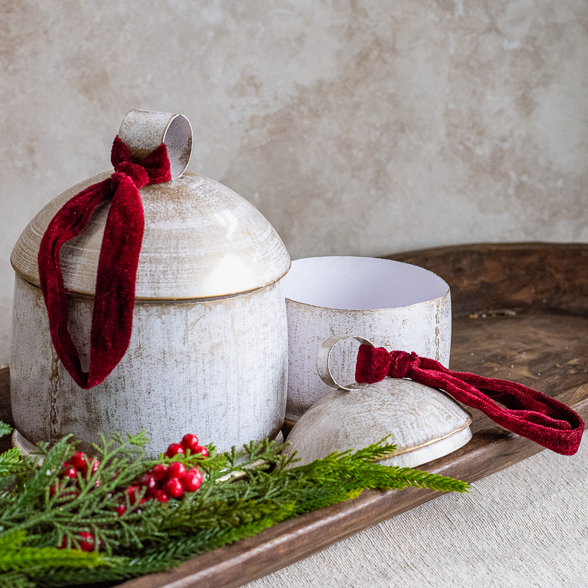 *Inner* S/2 Wht/Gd Candle Bells